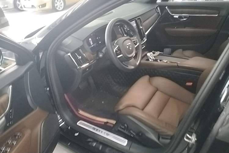 Used Volvo S90 2024 B5 Zhiyuan Luxury Edition Driver Seat