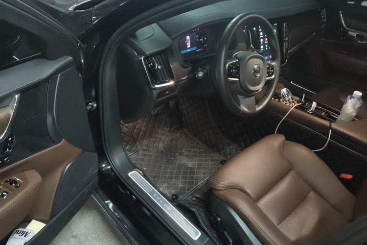 Used Volvo S90 2024 B5 Zhiyuan Luxury Edition Driver Seat