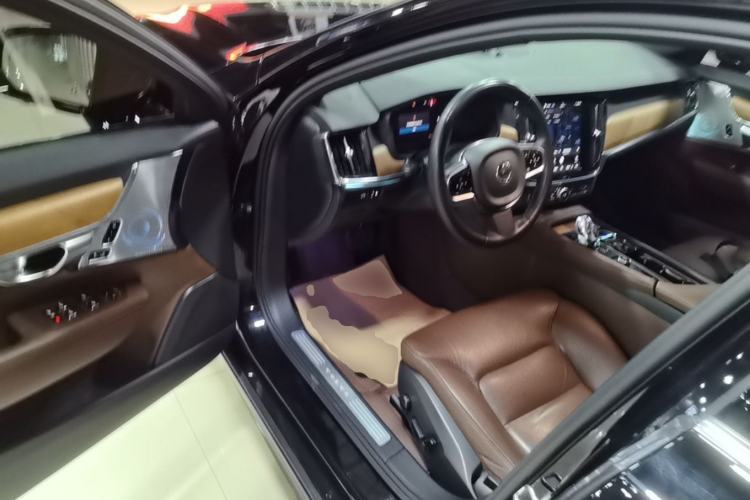Used Volvo S90 2024 B5 Zhiyi Luxury Edition Driver Seat