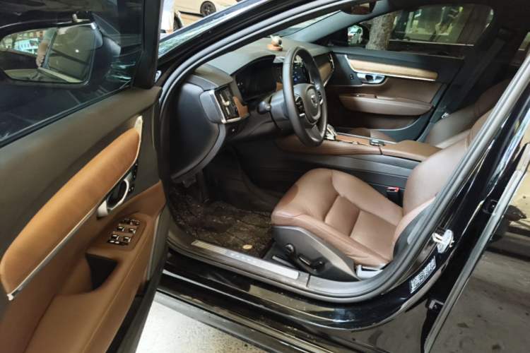 Used Volvo S90 2024 B5 Zhiyi Luxury Edition Driver Seat