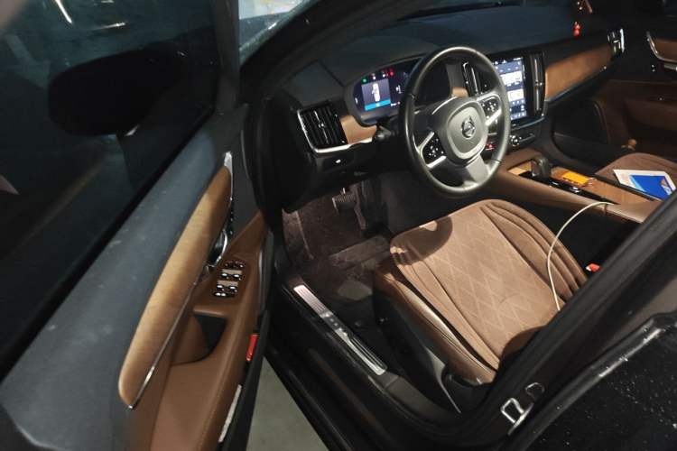 Used Volvo S90 2024 B5 Zhiyi Luxury Edition Driver Seat