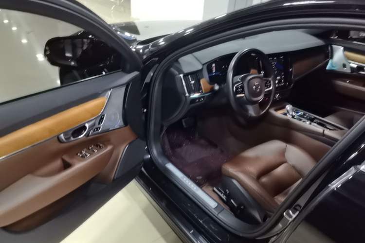 Used Volvo S90 2024 B5 Zhiyi Luxury Edition Driver Seat