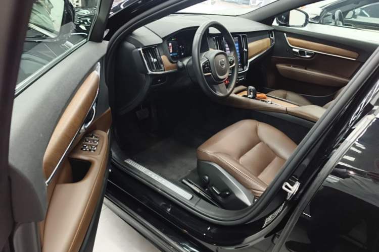 Used Volvo S90 2024 B5 Zhiyi Luxury Edition Driver Seat