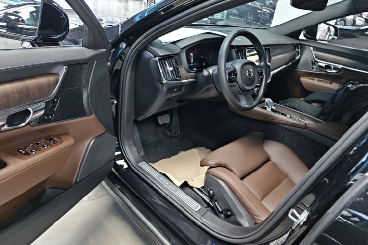 Used Volvo S90 2024 B5 Zhiyuan Luxury Edition Driver Seat