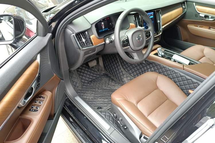 Used Volvo S90 2024 B5 Zhiyi Luxury Edition Driver Seat