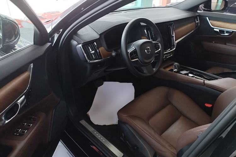 Used Volvo S90 2024 B5 Zhiyi Luxury Edition Driver Seat