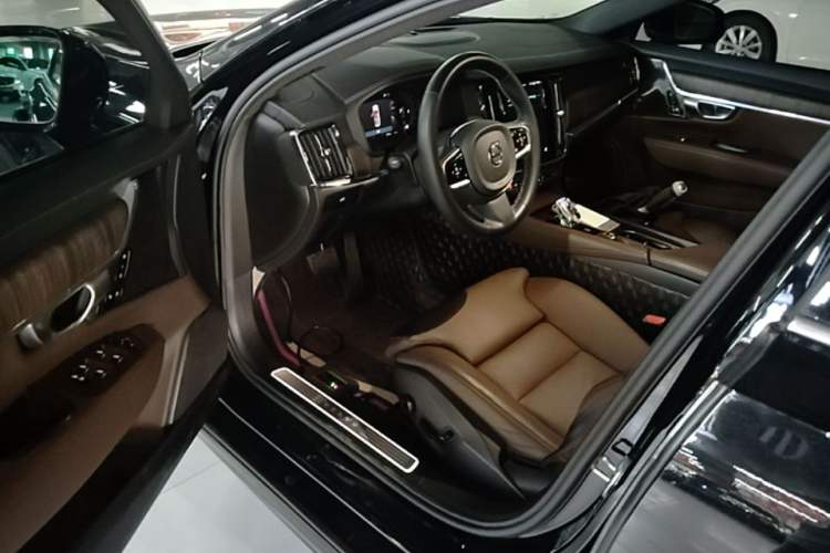 Used Volvo S90 2024 B5 Zhiyuan Luxury Edition Driver Seat