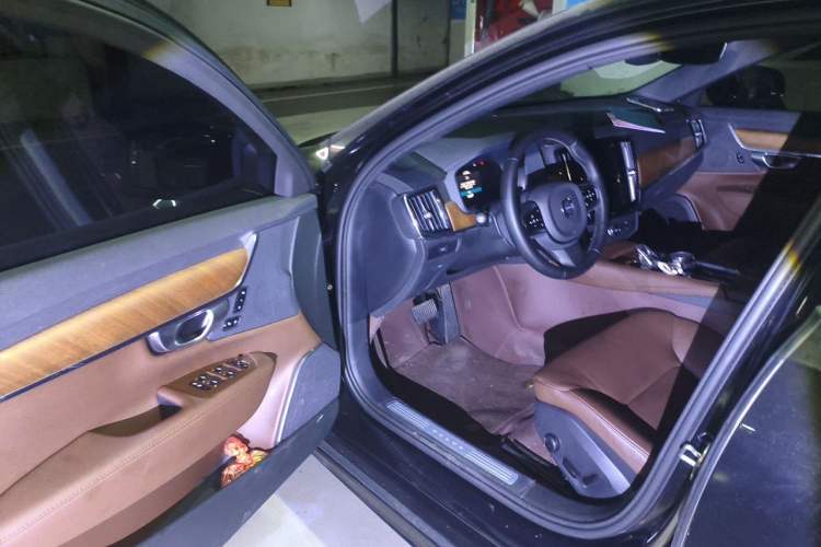 Used Volvo S90 2024 B5 Zhiyi Luxury Edition Driver Seat