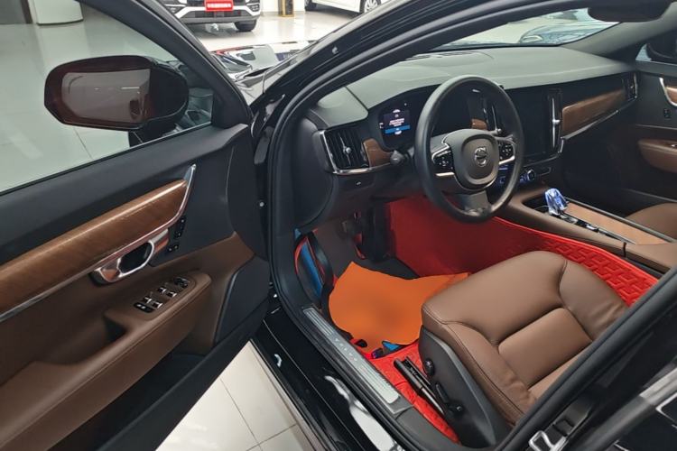 Used Volvo S90 2024 B5 Zhiyi Luxury Edition Driver Seat