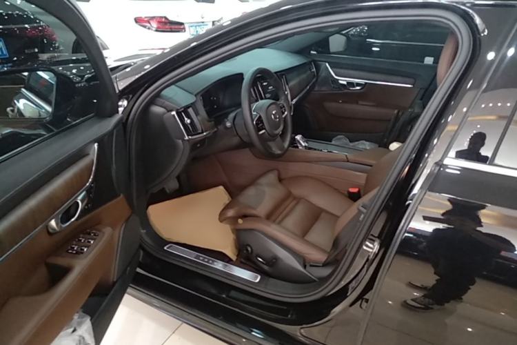 Used Volvo S90 2024 B5 Zhiyuan Luxury Edition Driver Seat