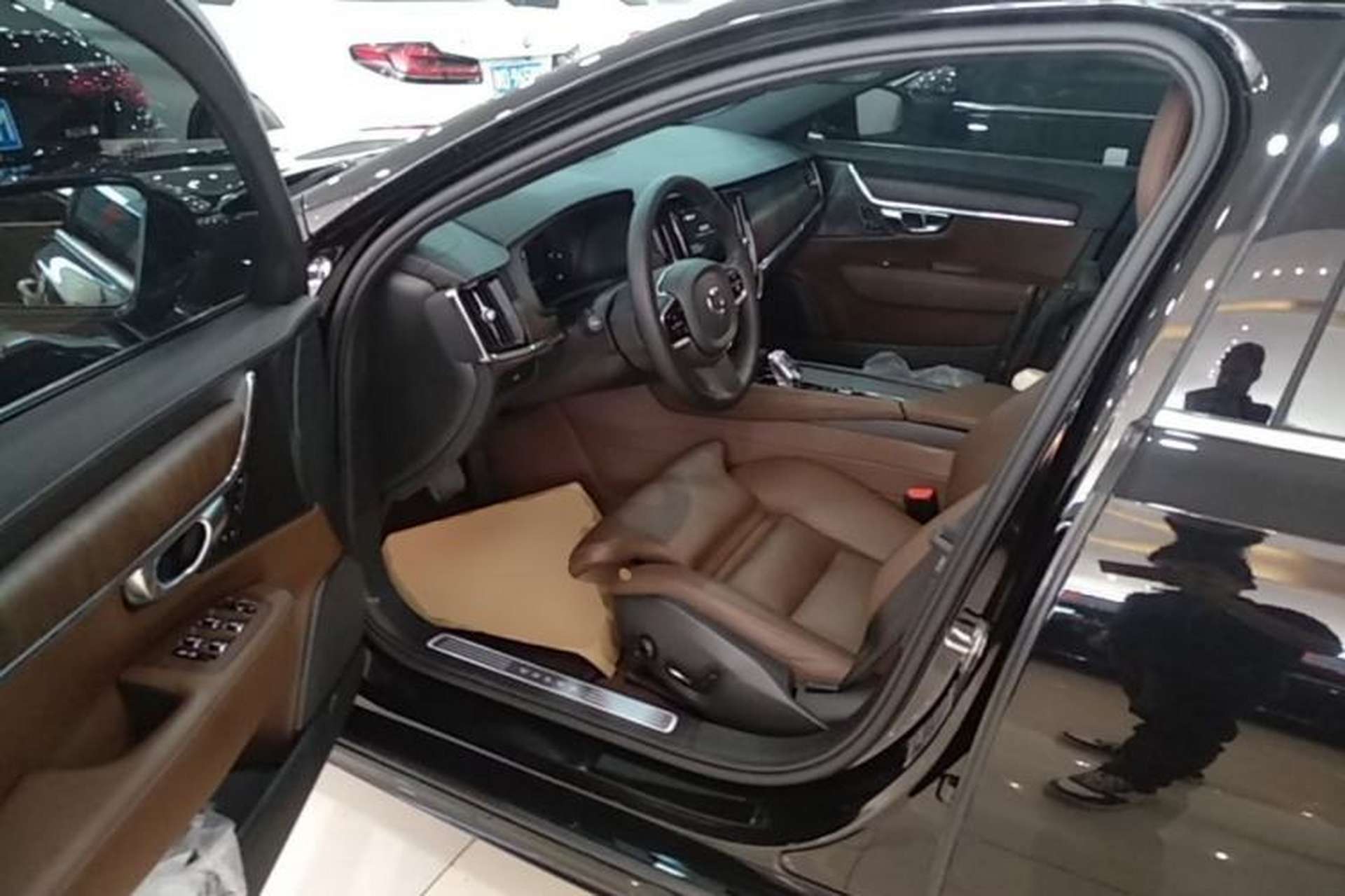 Used Volvo S90 2024 B5 Zhiyuan Luxury Edition Driver Seat