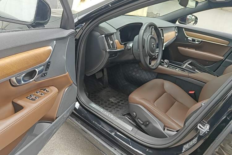 Used Volvo S90 2024 B5 Zhiyi Luxury Edition Driver Seat