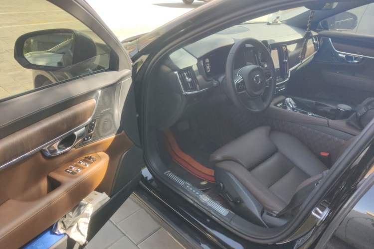 Used Volvo S90 2024 B5 Zhiyuan Luxury Edition Driver Seat