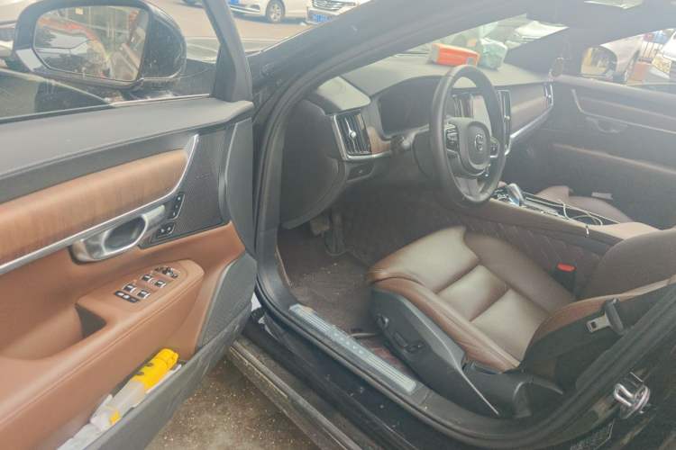 Used Volvo S90 2024 B5 Zhiyuan Luxury Edition Driver Seat