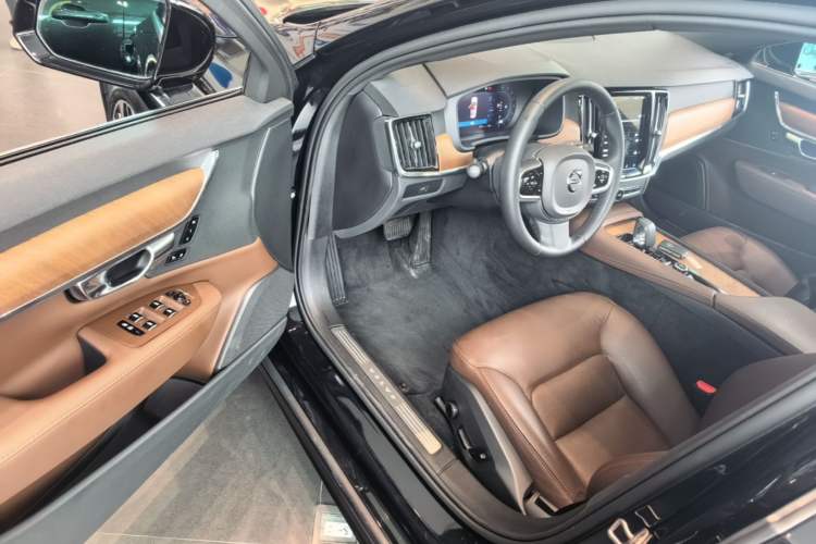 Used Volvo S90 2024 B5 Zhiyi Luxury Edition Driver Seat