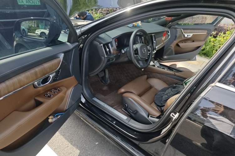 Used Volvo S90 2024 B5 Zhiyuan Luxury Edition Driver Seat