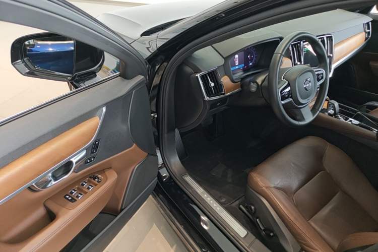 Used Volvo S90 2024 B5 Zhiyi Luxury Edition Driver Seat