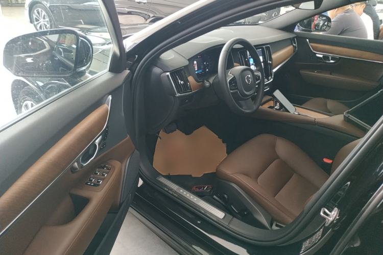 Used Volvo S90 2024 B5 Zhiyi Luxury Edition Driver Seat