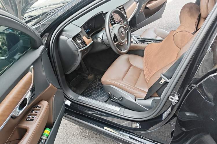 Used Volvo S90 2024 B5 Zhiyi Luxury Edition Driver Seat