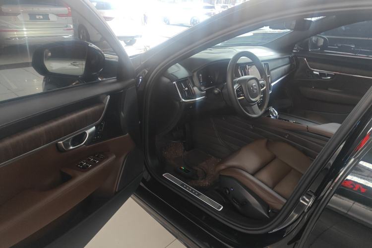 Used Volvo S90 2024 B5 Zhiyuan Luxury Edition Driver Seat