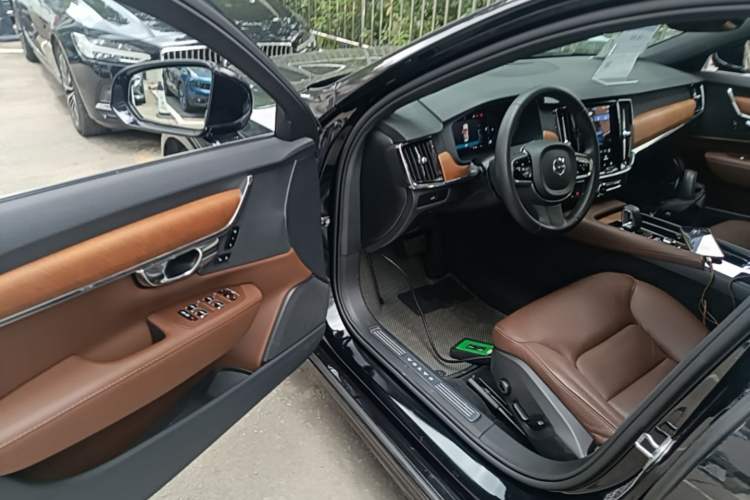 Used Volvo S90 2024 B5 Zhiyi Luxury Edition Driver Seat