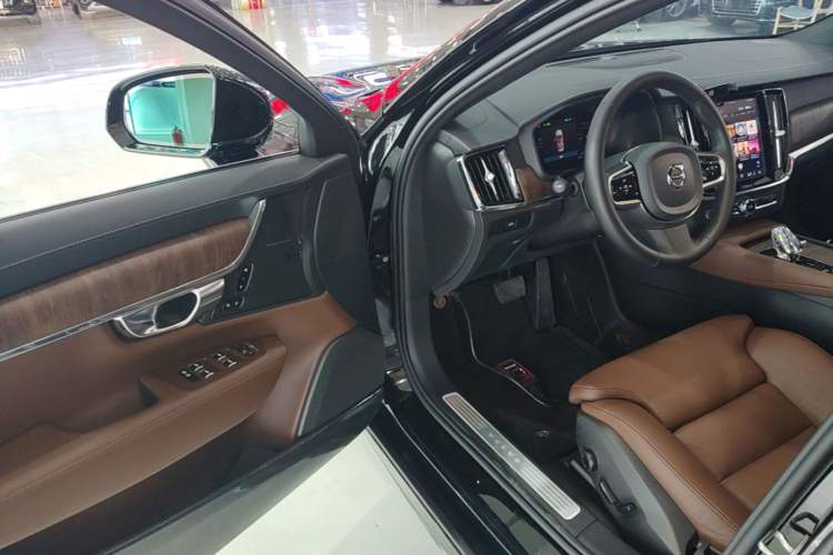 Used Volvo S90 2024 B5 Zhiyuan Luxury Edition Driver Seat