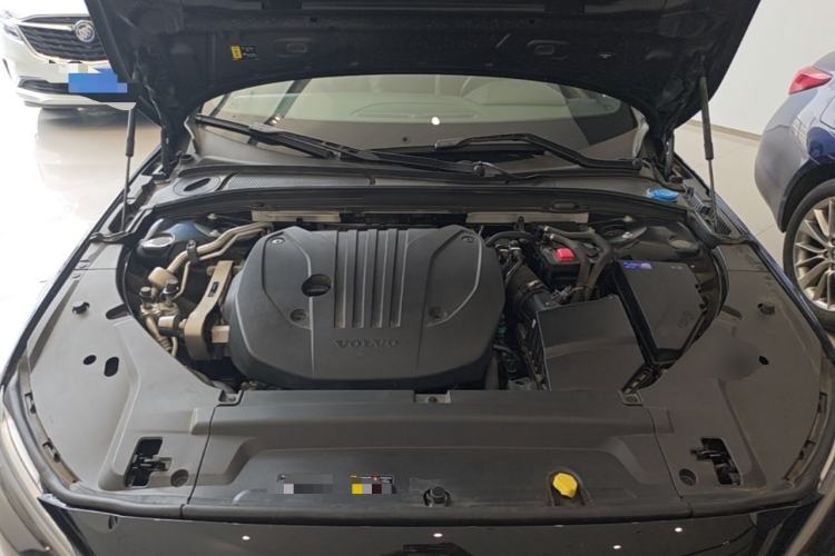Used Volvo S90 2024 B5 Zhiyi Luxury Edition Engine Bay
