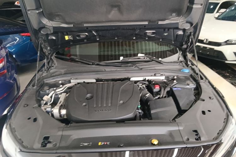 Used Volvo S90 2024 B5 Zhiyuan Luxury Edition Engine Bay