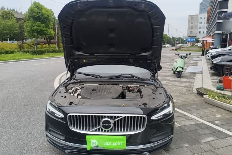 Used Volvo S90 2024 B5 Zhiyuan Luxury Edition Engine Bay