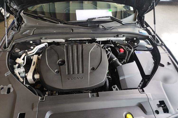 Used Volvo S90 2024 B5 Zhiyuan Luxury Edition Engine Bay