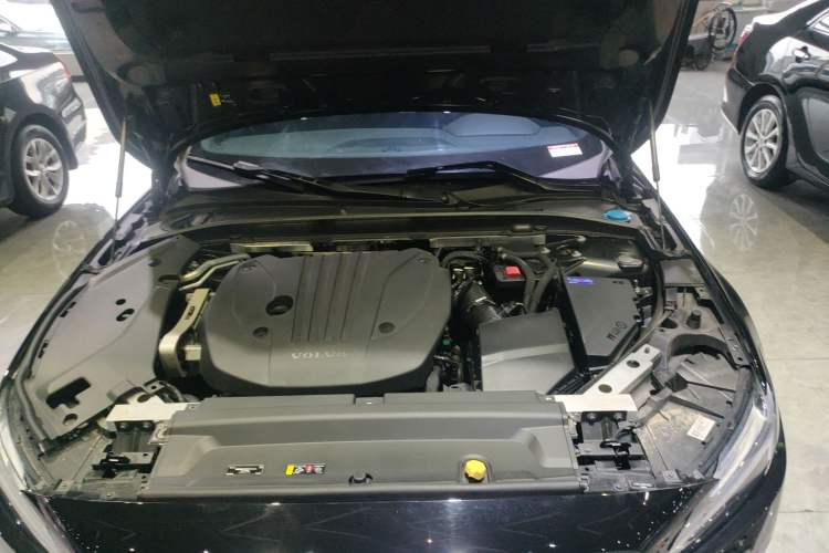 Used Volvo S90 2024 B5 Zhiyuan Luxury Edition Engine Bay