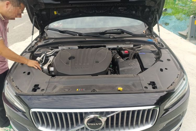 Used Volvo S90 2024 B5 Zhiyuan Luxury Edition Engine Bay