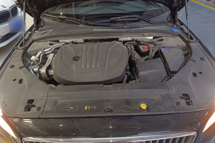 Used Volvo S90 2024 B5 Zhiyi Luxury Edition Engine Bay