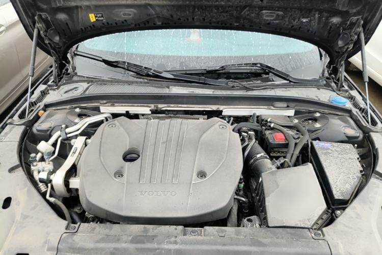 Used Volvo S90 2024 B5 Zhiyi Luxury Edition Engine Bay