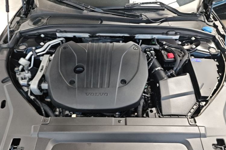 Used Volvo S90 2024 B5 Zhiyuan Luxury Edition Engine Bay
