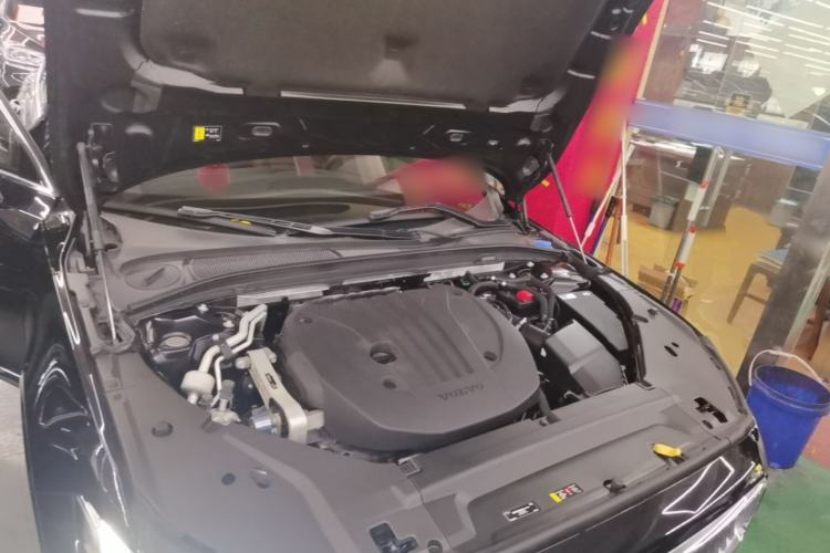 Used Volvo S90 2024 B5 Zhiyi Luxury Edition Engine Bay