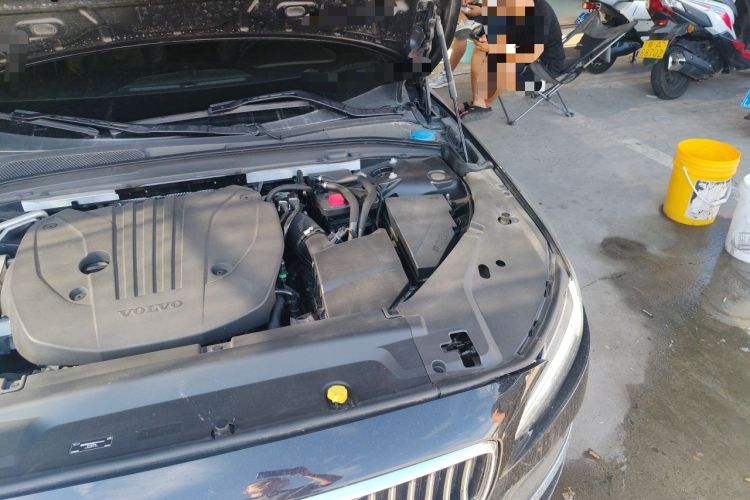 Used Volvo S90 2024 B5 Zhiyuan Luxury Edition Engine Bay Left