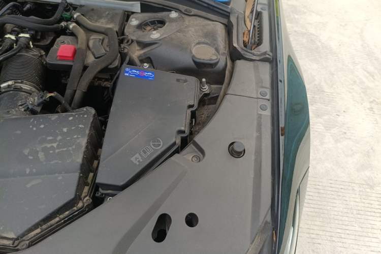 Used Volvo S90 2024 B5 Zhiyuan Luxury Edition Engine Bay Left