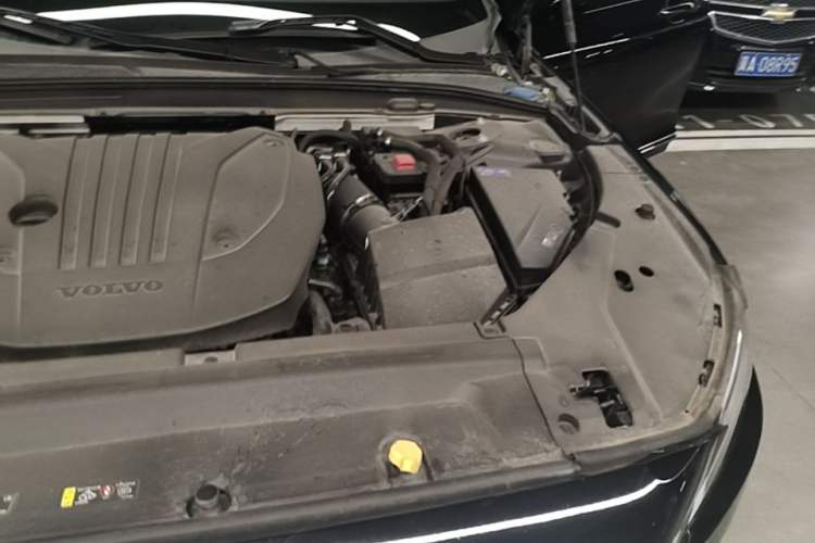 Used Volvo S90 2024 B5 Zhiyi Luxury Edition Engine Bay Left