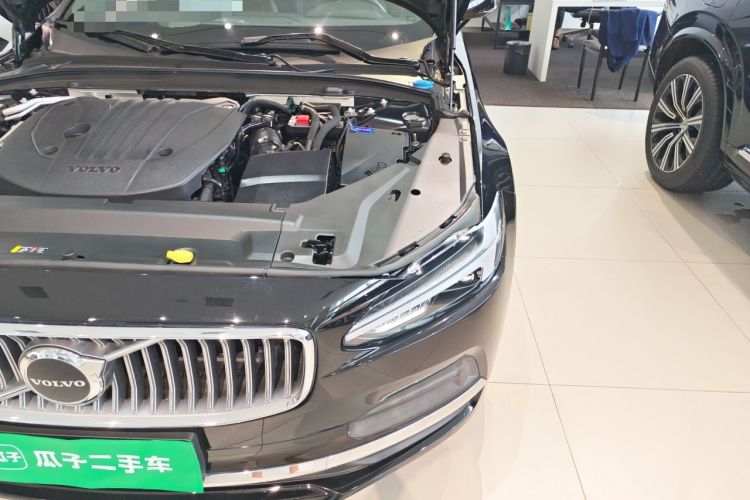 Used Volvo S90 2024 B5 Zhiyi Luxury Edition Engine Bay Left