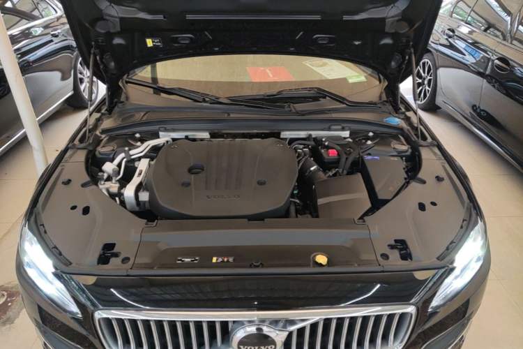 Used Volvo S90 2024 B5 Zhiyuan Luxury Edition Engine Bay