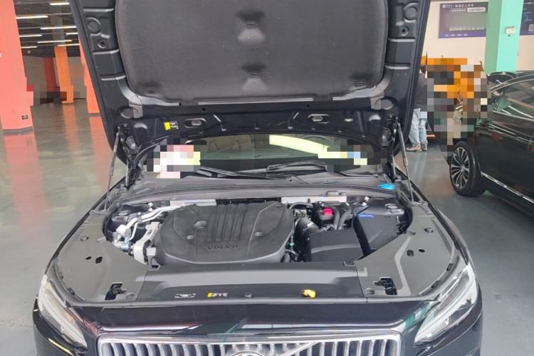 Used Volvo S90 2024 B5 Zhiyi Luxury Edition Engine Bay