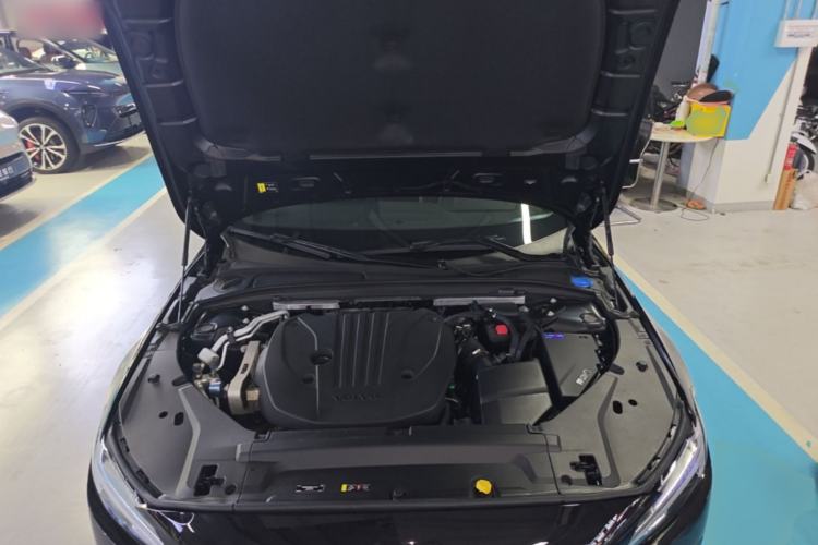 Used Volvo S90 2024 B5 Zhiyi Luxury Edition Engine Bay