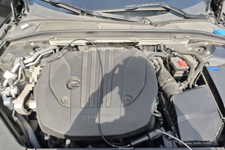 Used Volvo S90 2024 B5 Zhiyuan Luxury Edition Engine Bay