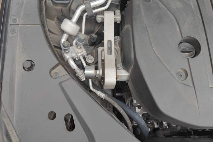 Used Volvo S90 2024 B5 Zhiyi Luxury Edition Engine Bay Right