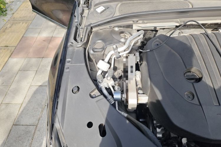 Used Volvo S90 2024 B5 Zhiyuan Luxury Edition Engine Bay Right