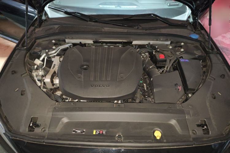 Used Volvo S90 2024 B5 Zhiyuan Luxury Edition Engine Bay