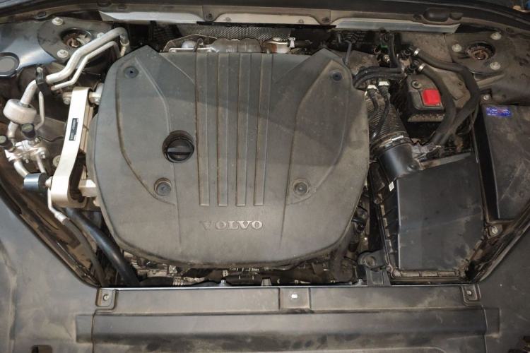 Used Volvo S90 2024 B5 Zhiyi Luxury Edition Engine Bay