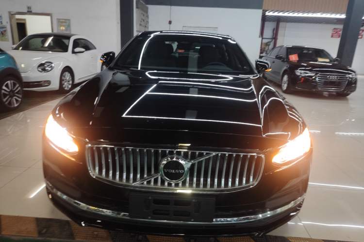 Used Volvo S90 2024 B5 Zhiyi Luxury Edition Exterior 1