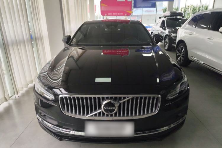 Used Volvo S90 2024 B5 Luxury Smart Edition Exterior 1